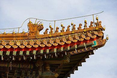 第三人称动作射击《蓝精灵2：绿石之囚》游玩预告